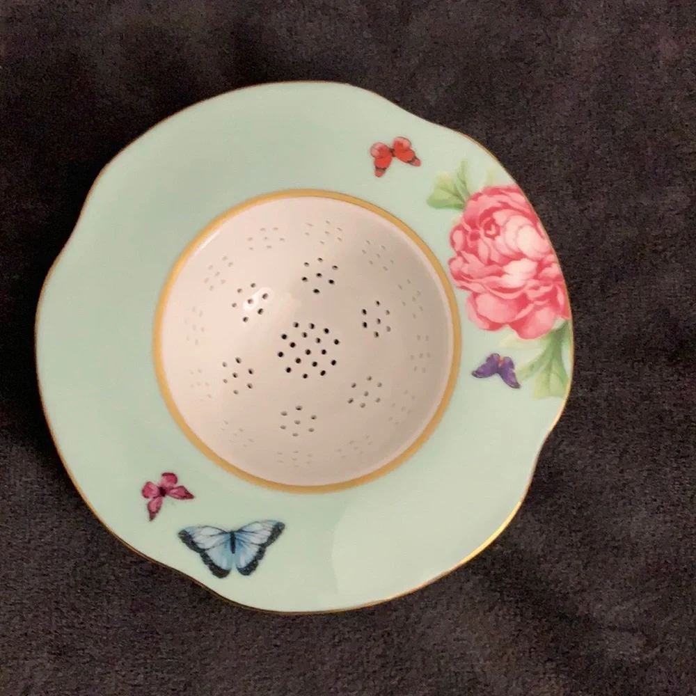 Royal Albert Tea Strainer